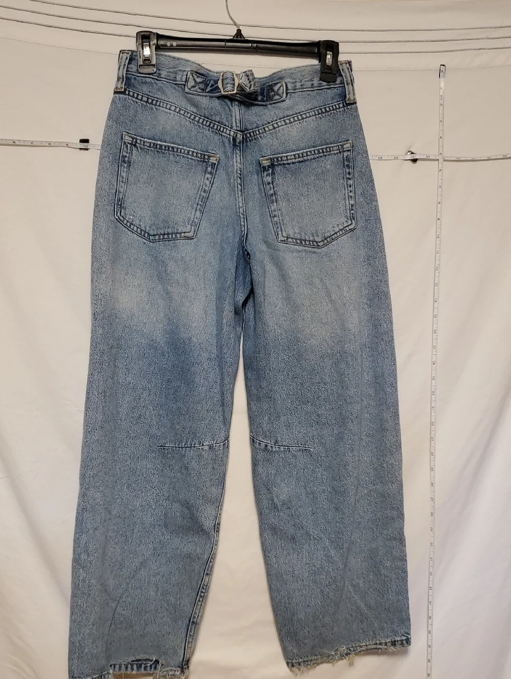 BDG Buckle Barrel Leg Jeans Sz26 - Picture 5 of 5
